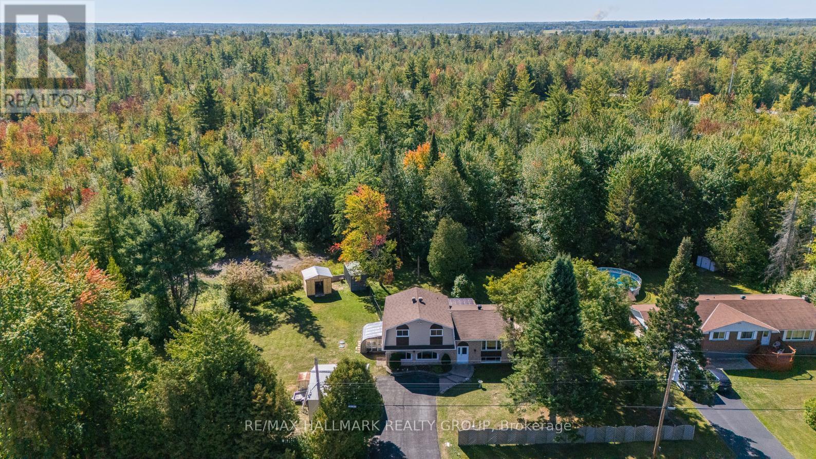 3960 Farmers Way, Ottawa, Ontario  K0A 1K0 - Photo 3 - X12409806