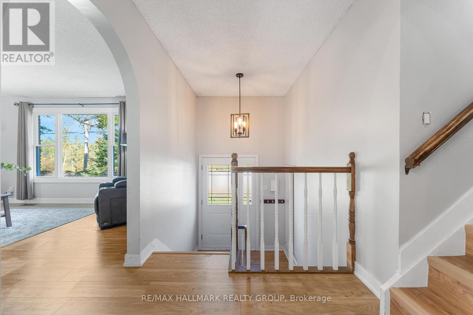 3960 Farmers Way, Ottawa, Ontario  K0A 1K0 - Photo 4 - X12409806