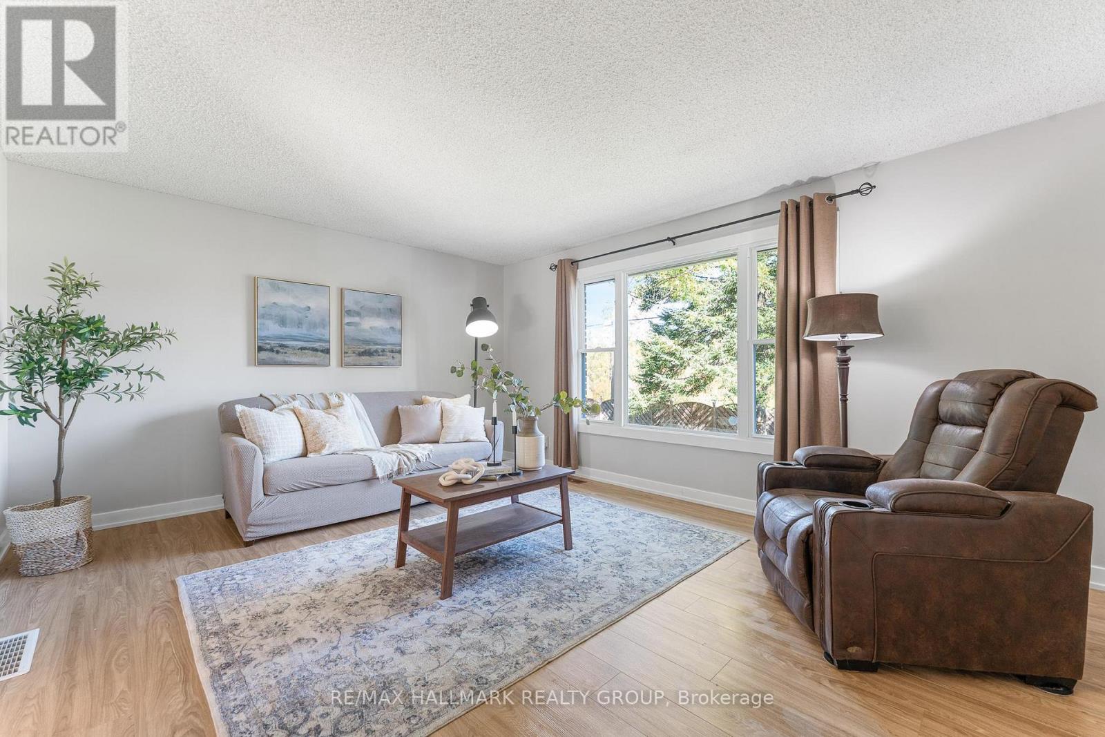 3960 Farmers Way, Ottawa, Ontario  K0A 1K0 - Photo 5 - X12409806