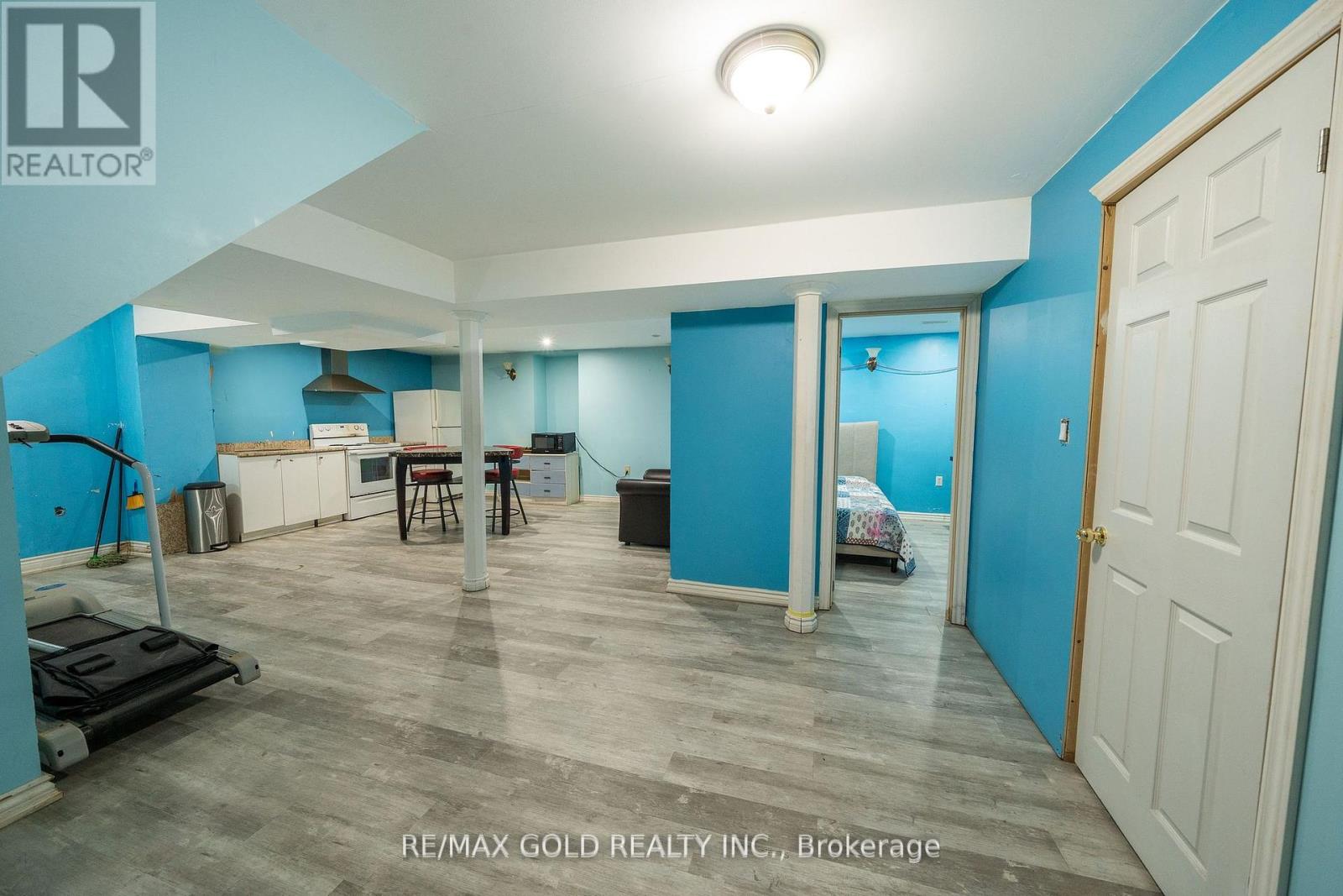 92 Jaffa Drive, Brampton, Ontario  L6S 4C6 - Photo 43 - W12409581