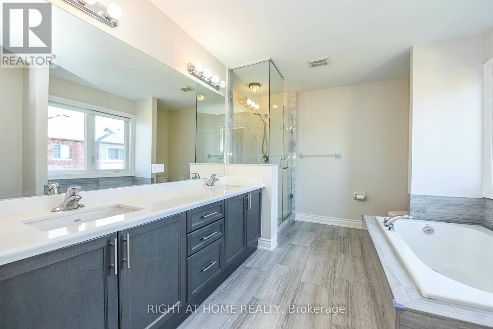 3 Prairie Creek Crescent, Brampton (Bram West), Ontario  L6Y 6C9 - Photo 42 - W12409599