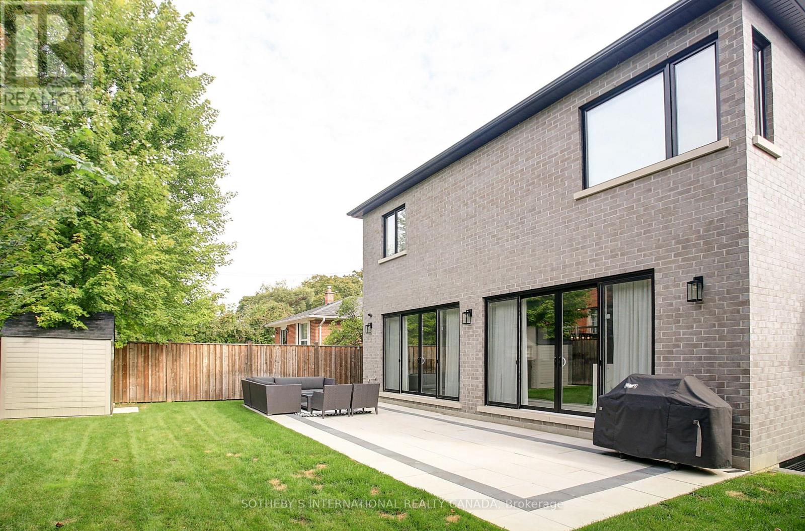 36 Burrows Avenue, Toronto, Ontario  M9B 4W7 - Photo 29 - W12409633