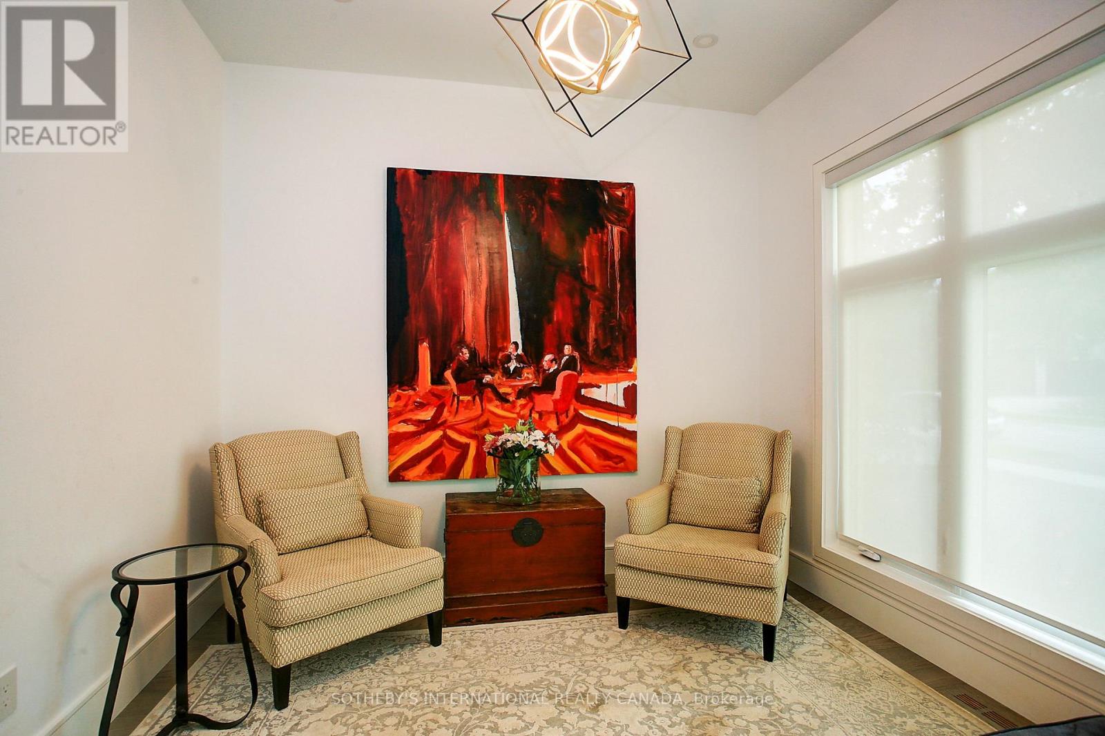 36 Burrows Avenue, Toronto, Ontario  M9B 4W7 - Photo 6 - W12409633