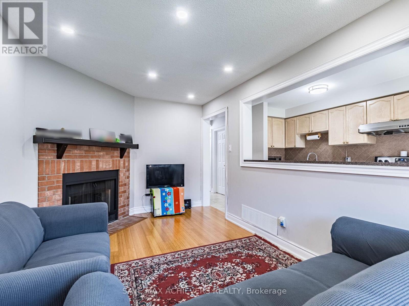 1041 Blizzard Road, Mississauga, Ontario  L5V 1T2 - Photo 18 - W12409639