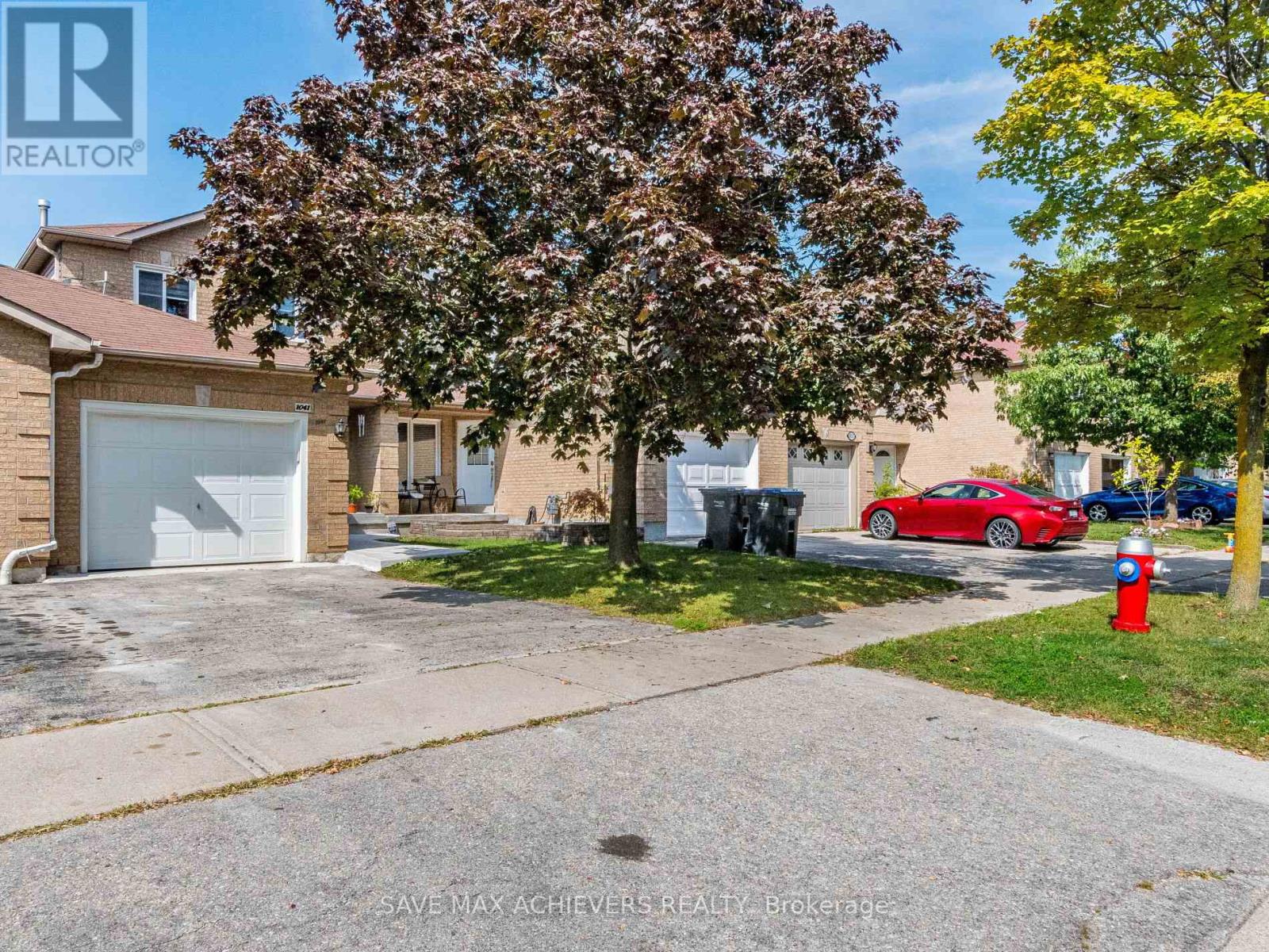 1041 Blizzard Road, Mississauga, Ontario  L5V 1T2 - Photo 2 - W12409639