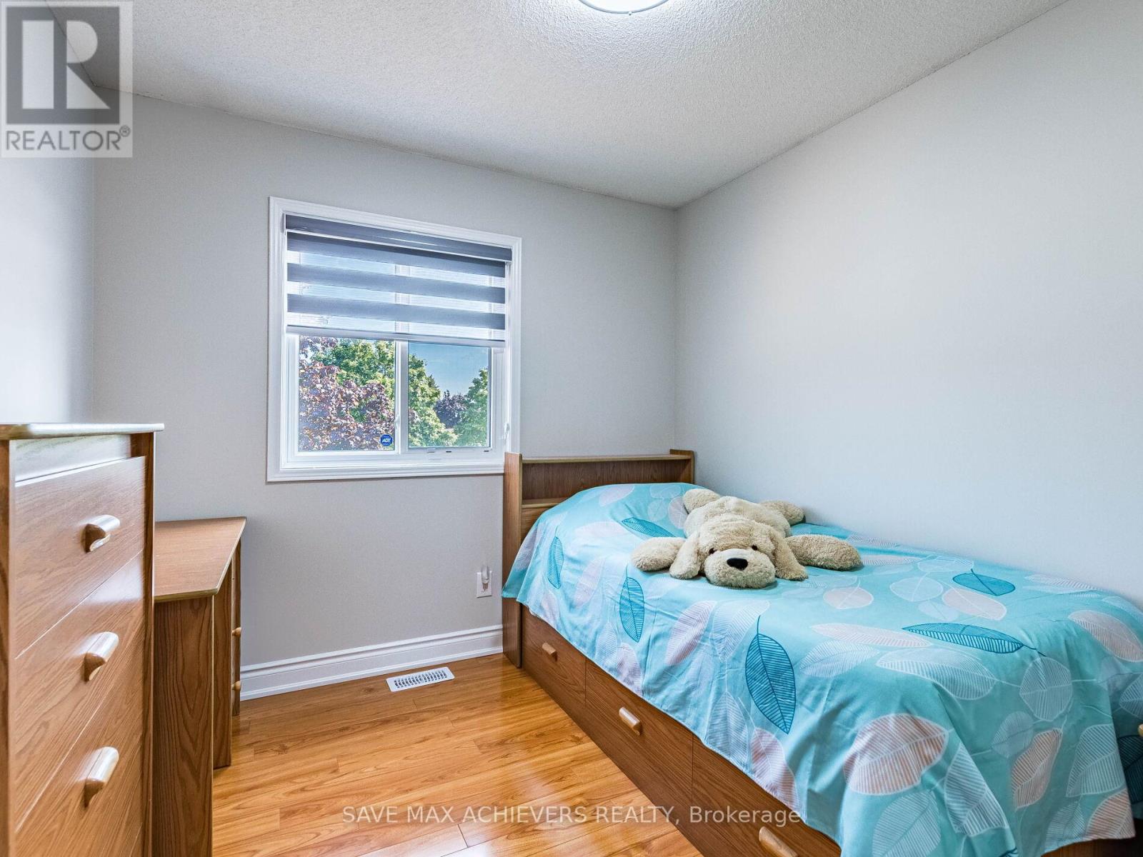 1041 Blizzard Road, Mississauga, Ontario  L5V 1T2 - Photo 37 - W12409639