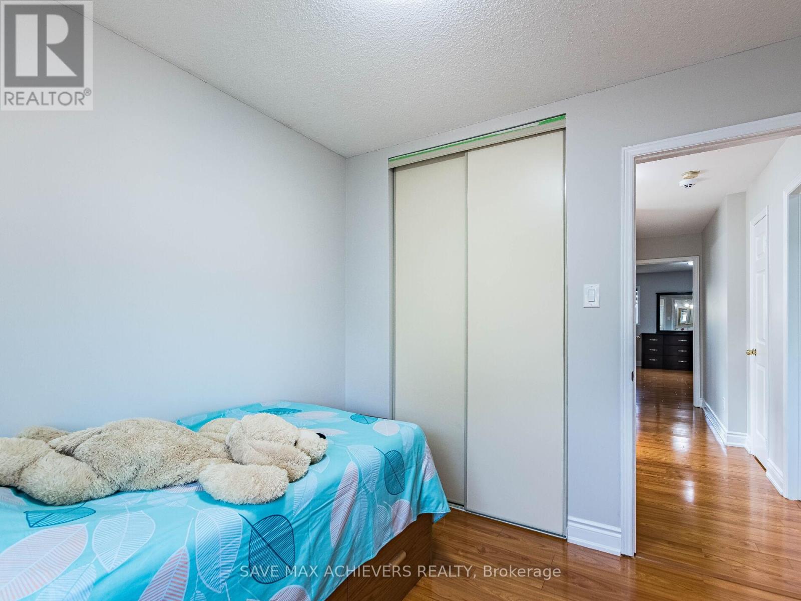 1041 Blizzard Road, Mississauga, Ontario  L5V 1T2 - Photo 38 - W12409639