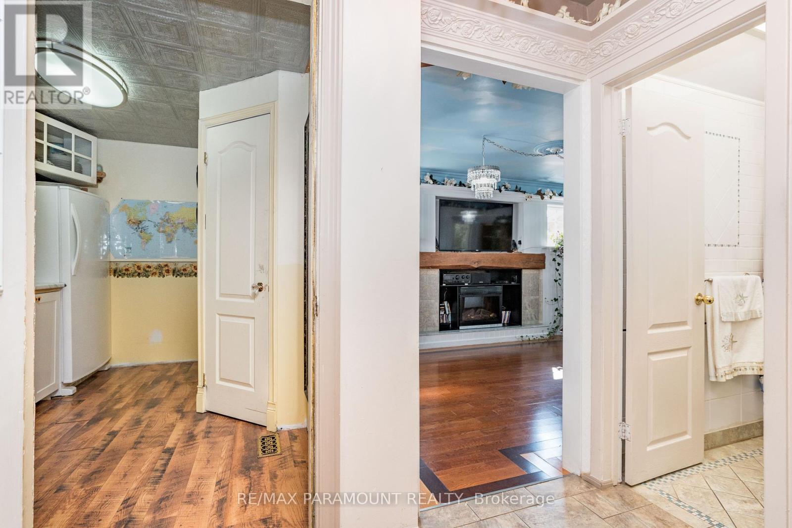 59 Watson Crescent, Brampton, Ontario  L6W 1E5 - Photo 12 - W12409643