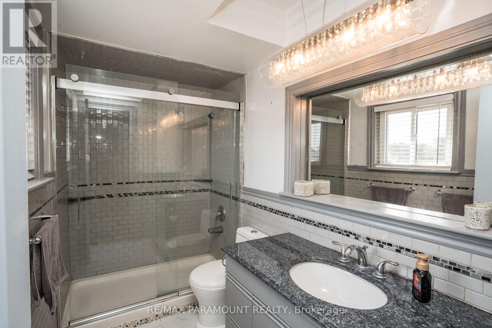59 Watson Crescent, Brampton, Ontario  L6W 1E5 - Photo 27 - W12409643