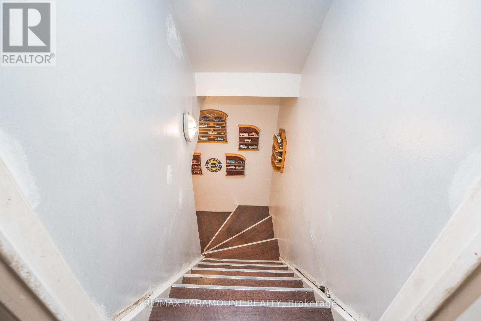59 Watson Crescent, Brampton, Ontario  L6W 1E5 - Photo 29 - W12409643
