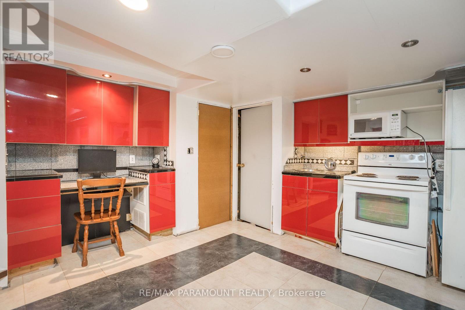 59 Watson Crescent, Brampton, Ontario  L6W 1E5 - Photo 32 - W12409643