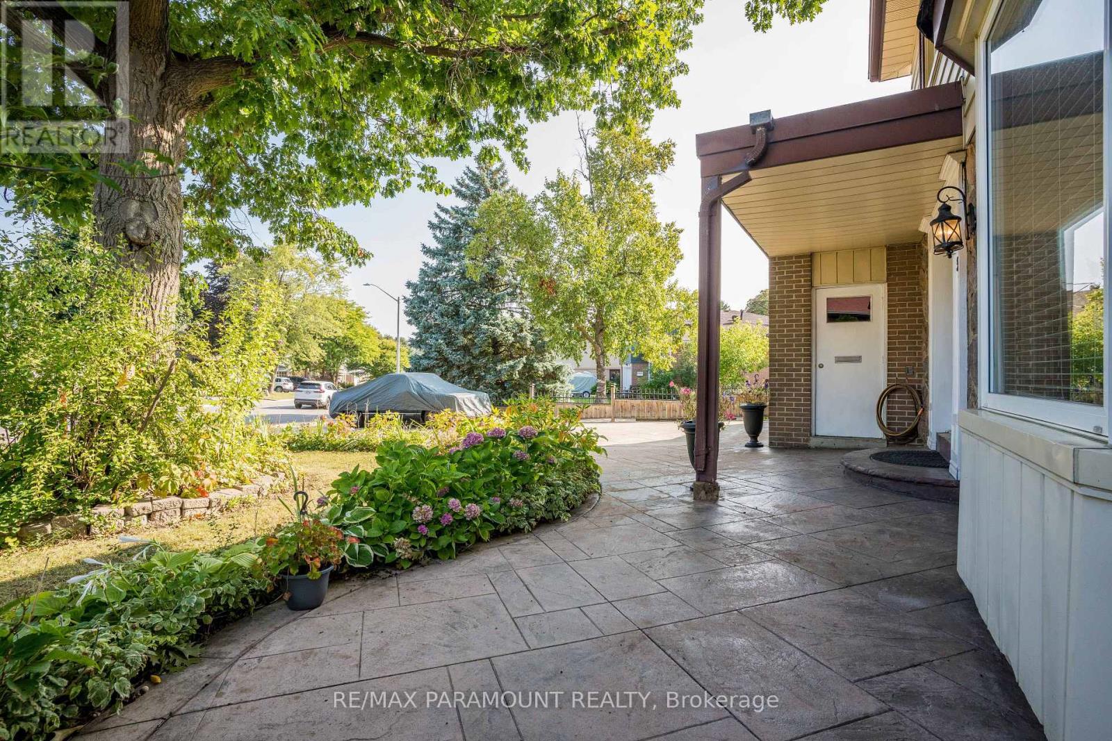 59 Watson Crescent, Brampton, Ontario  L6W 1E5 - Photo 33 - W12409643