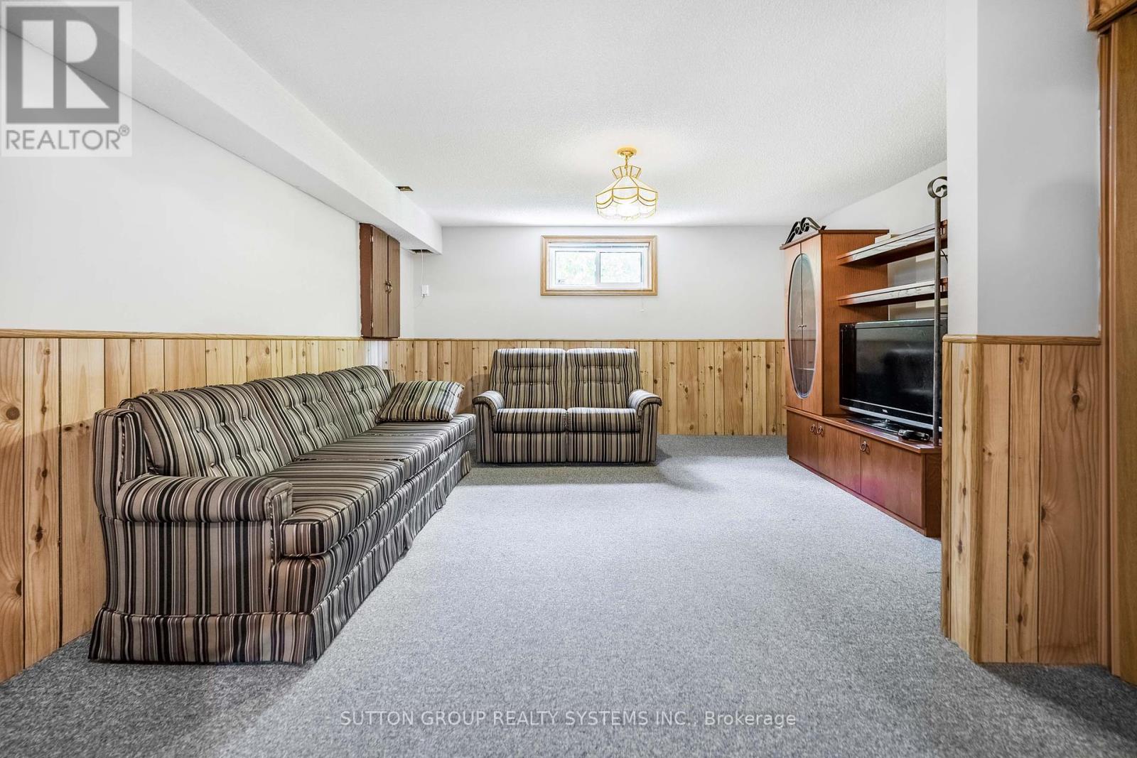 1161 Carlo Court, Mississauga (Rathwood), Ontario  L4W 3N6 - Photo 18 - W12409650