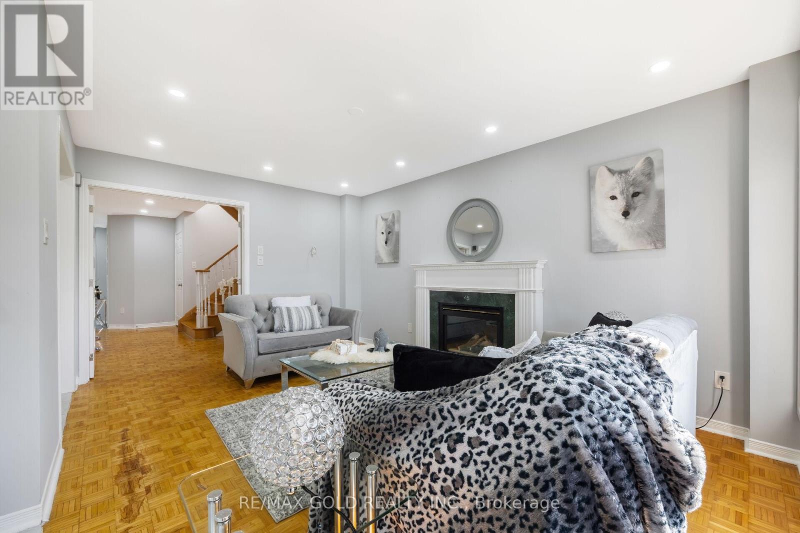 53 Loons Call Crescent, Brampton, Ontario  L6R 2G4 - Photo 12 - W12409668