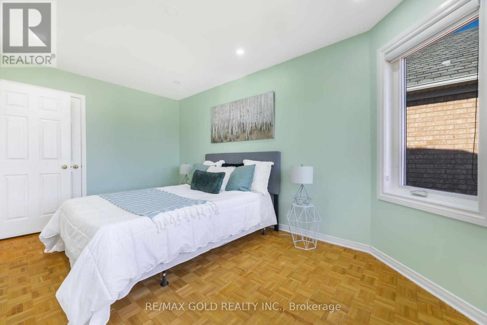 53 Loons Call Crescent, Brampton, Ontario  L6R 2G4 - Photo 38 - W12409668