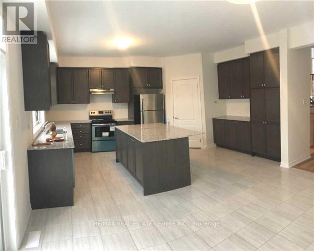 Main - 7 Faders Drive N, Brampton, Ontario  L7A 4Y2 - Photo 6 - W12409696