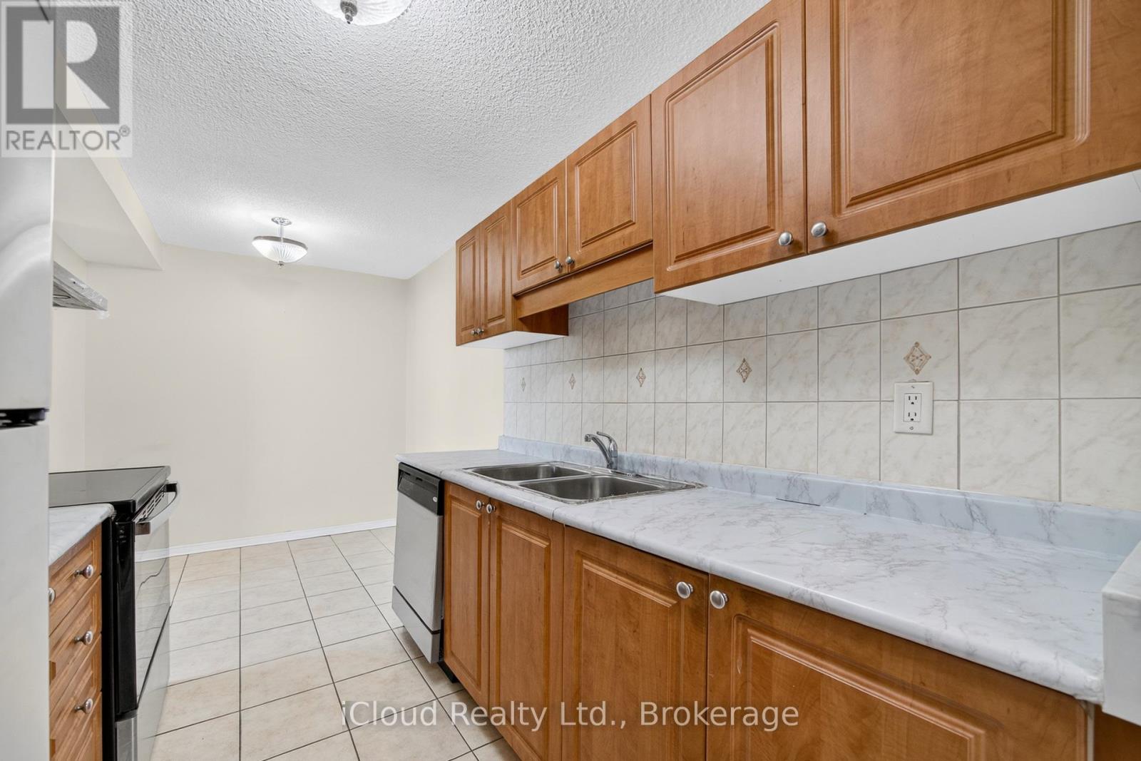1110 - 2900 Battleford Road, Mississauga, Ontario  L5N 2V9 - Photo 26 - W12365668