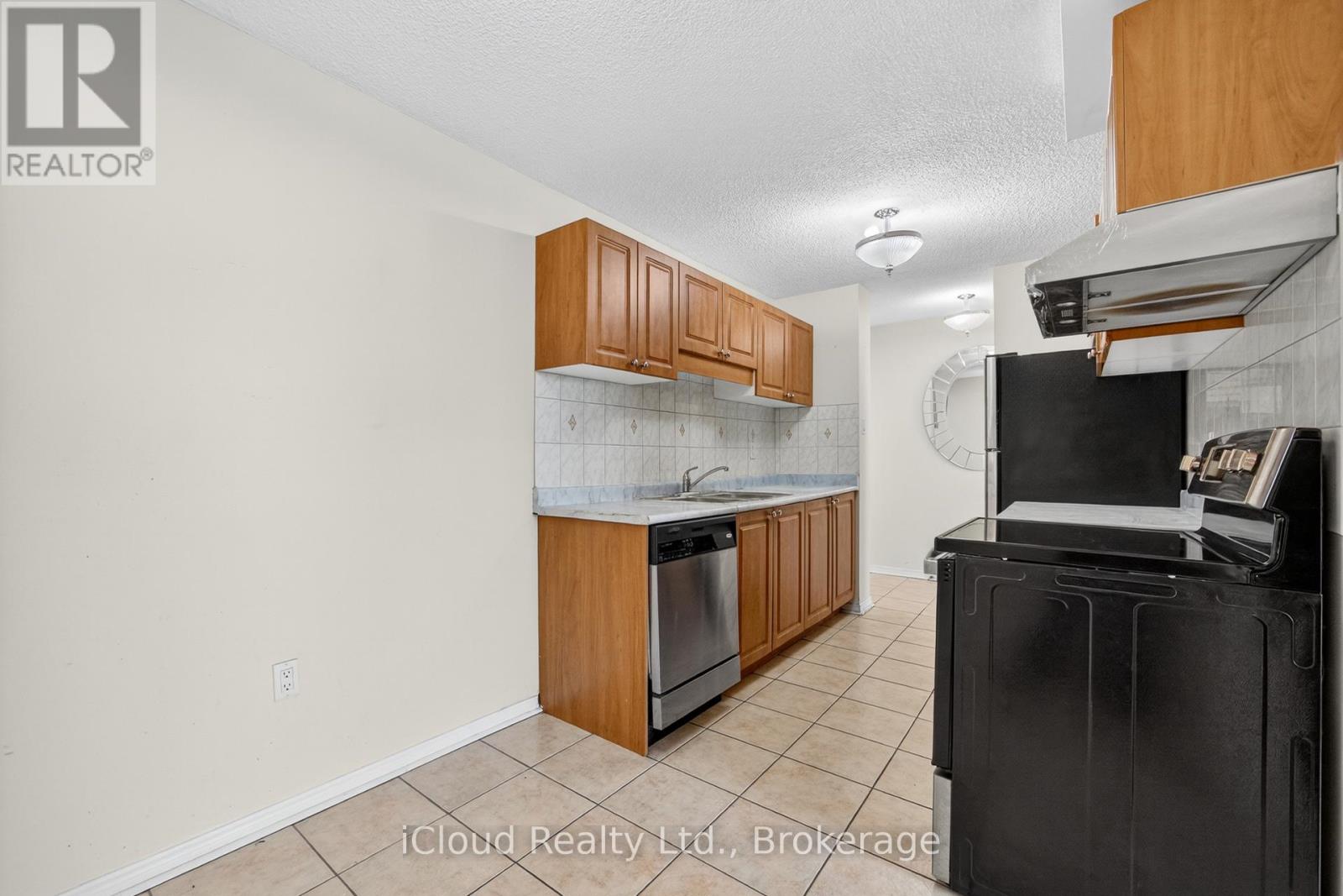 1110 - 2900 Battleford Road, Mississauga, Ontario  L5N 2V9 - Photo 21 - W12365723