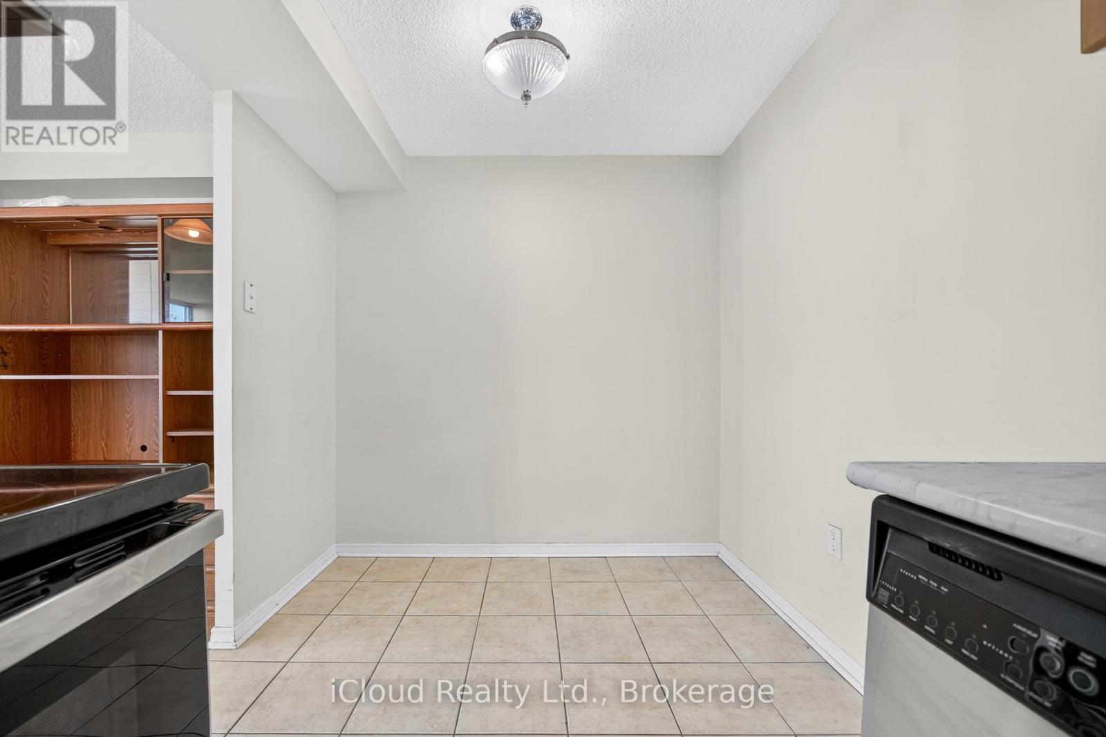 1110 - 2900 Battleford Road, Mississauga, Ontario  L5N 2V9 - Photo 20 - W12365723