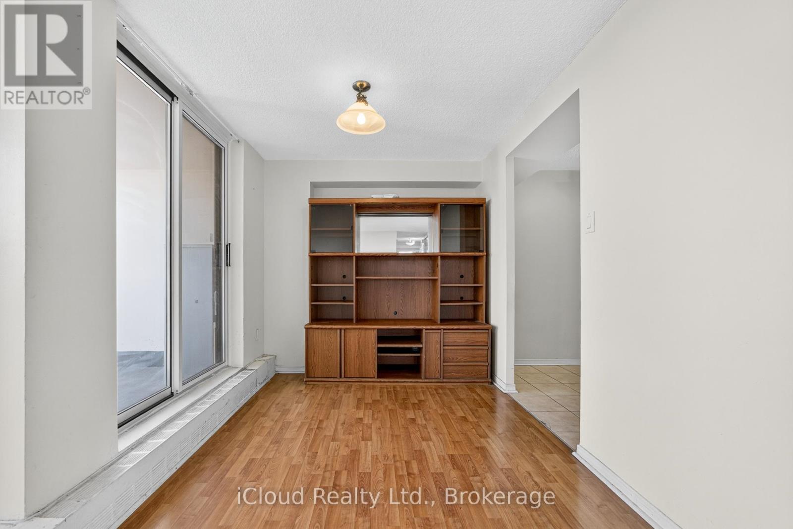 1110 - 2900 Battleford Road, Mississauga, Ontario  L5N 2V9 - Photo 17 - W12365723