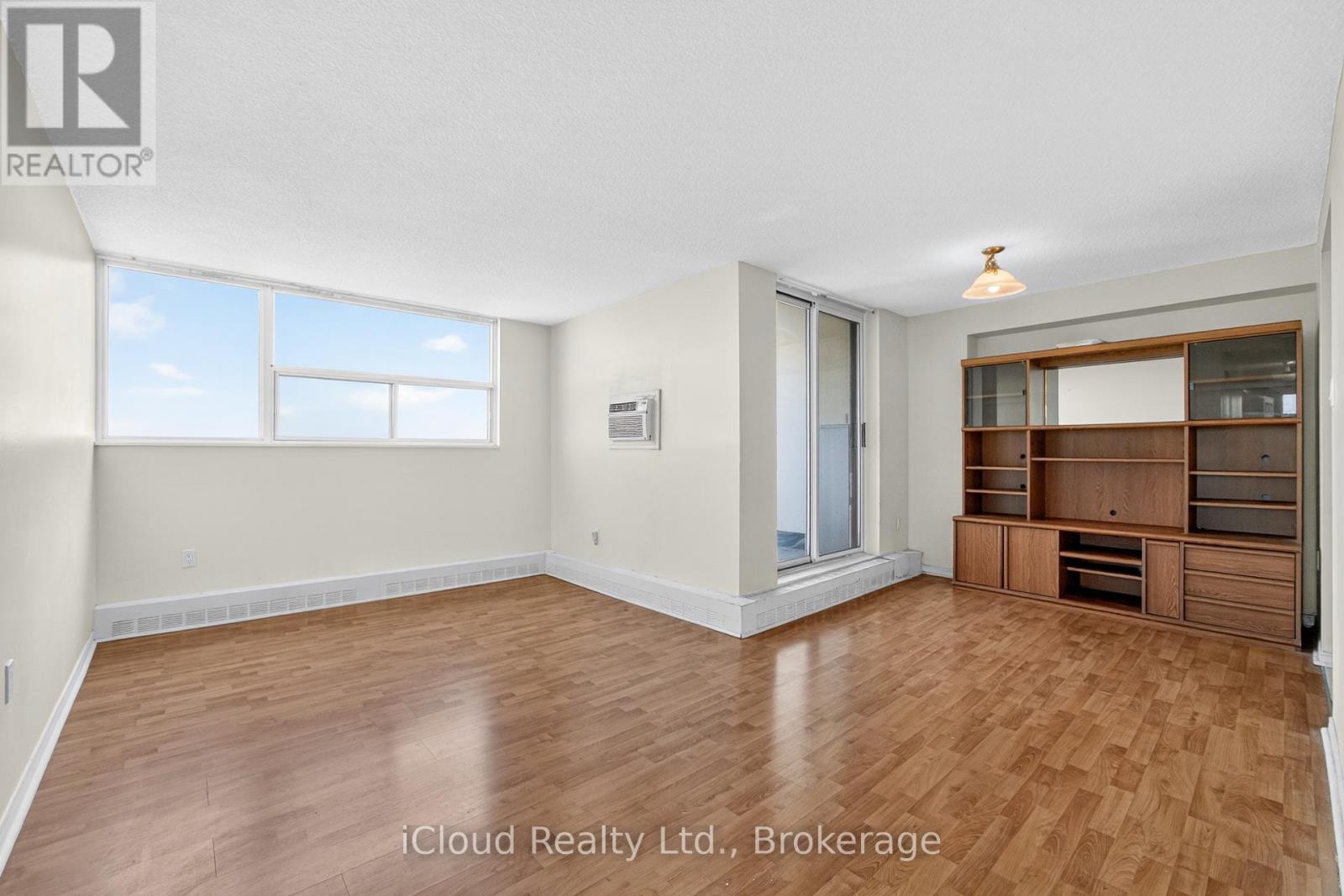1110 - 2900 Battleford Road, Mississauga, Ontario  L5N 2V9 - Photo 13 - W12365723