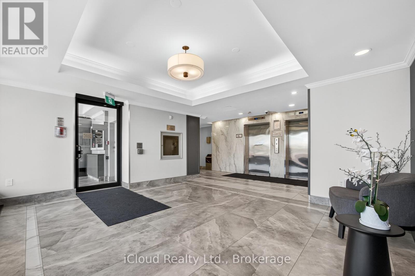 1110 - 2900 Battleford Road, Mississauga, Ontario  L5N 2V9 - Photo 6 - W12365723