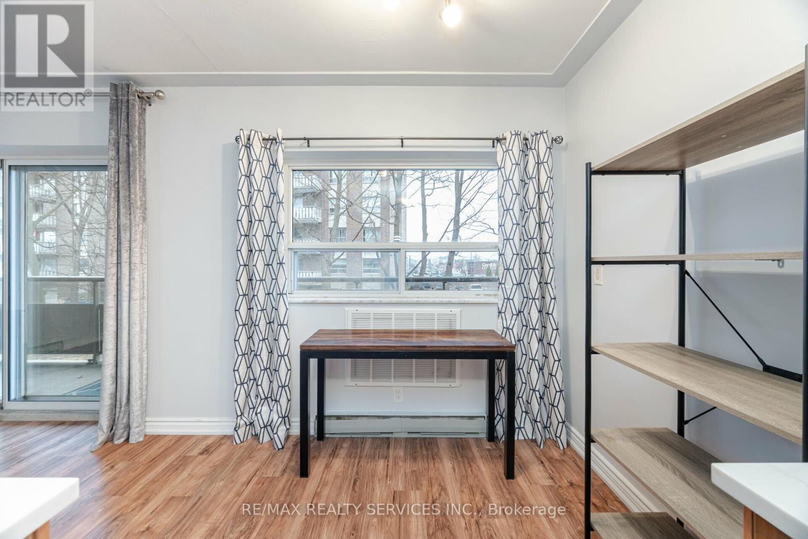 203 - 11 Woodman Drive S, Hamilton, Ontario  L8K 4E3 - Photo 15 - X12408143