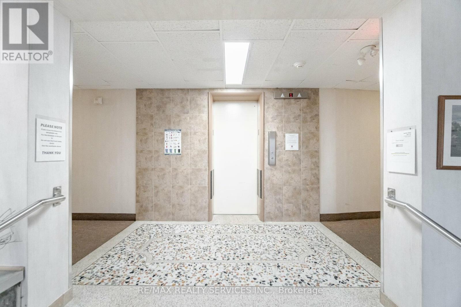 203 - 11 Woodman Drive S, Hamilton, Ontario  L8K 4E3 - Photo 6 - X12408143