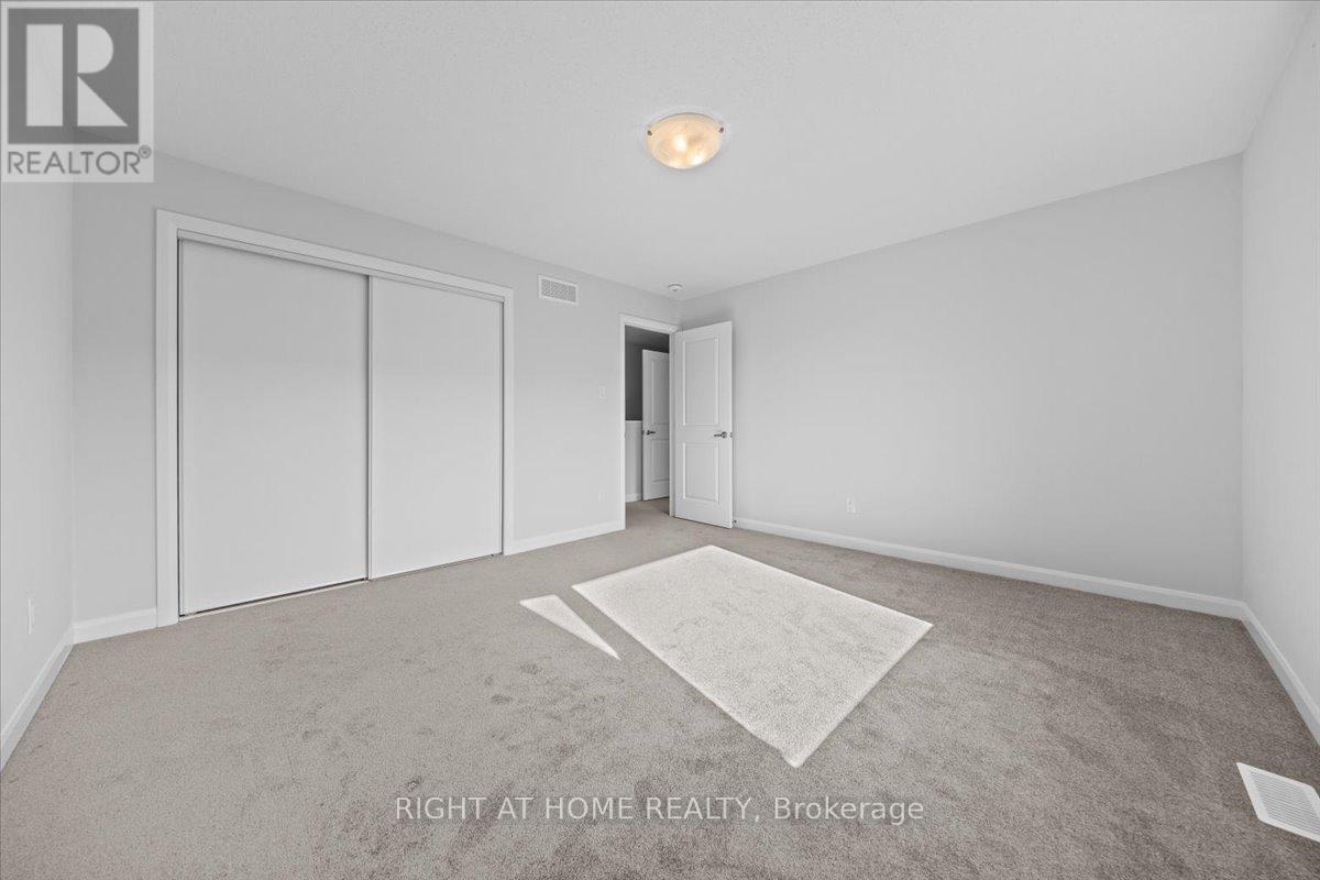 1328 Creekway Private, Ottawa, Ontario  K2T 0P6 - Photo 36 - X12408165