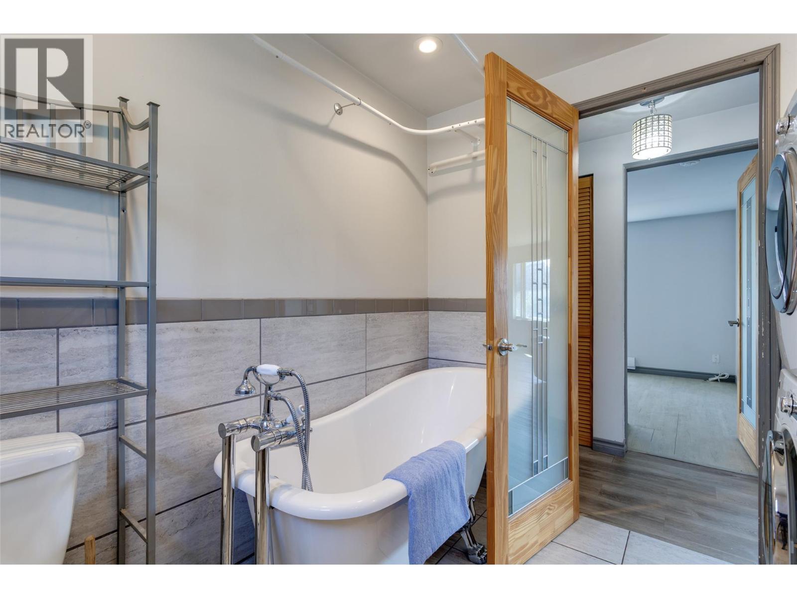 820 Firwood Road, Kelowna, British Columbia  V1Z 3V5 - Photo 18 - 10363054