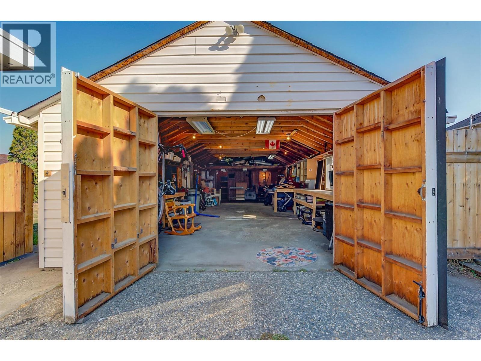 1060 Tataryn Road Kelowna Photo 43