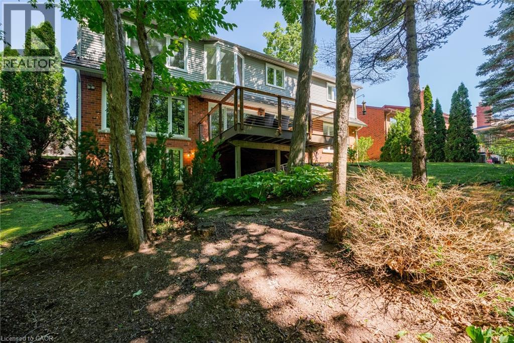 1353 Hazelton Boulevard, Burlington, Ontario  L7P 4T9 - Photo 38 - 40761547
