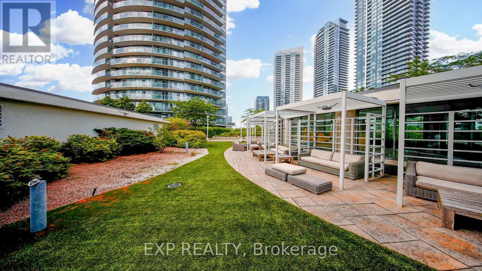 319 - 2240 Lake Shore Boulevard W, Toronto (Mimico), Ontario  M8V 1A5 - Photo 35 - W12408542