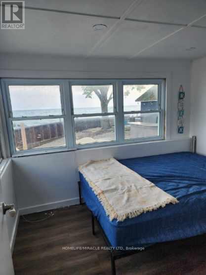 18222 Erie Shore Drive, Chatham-Kent, Ontario  N0P 1A0 - Photo 5 - X12409608