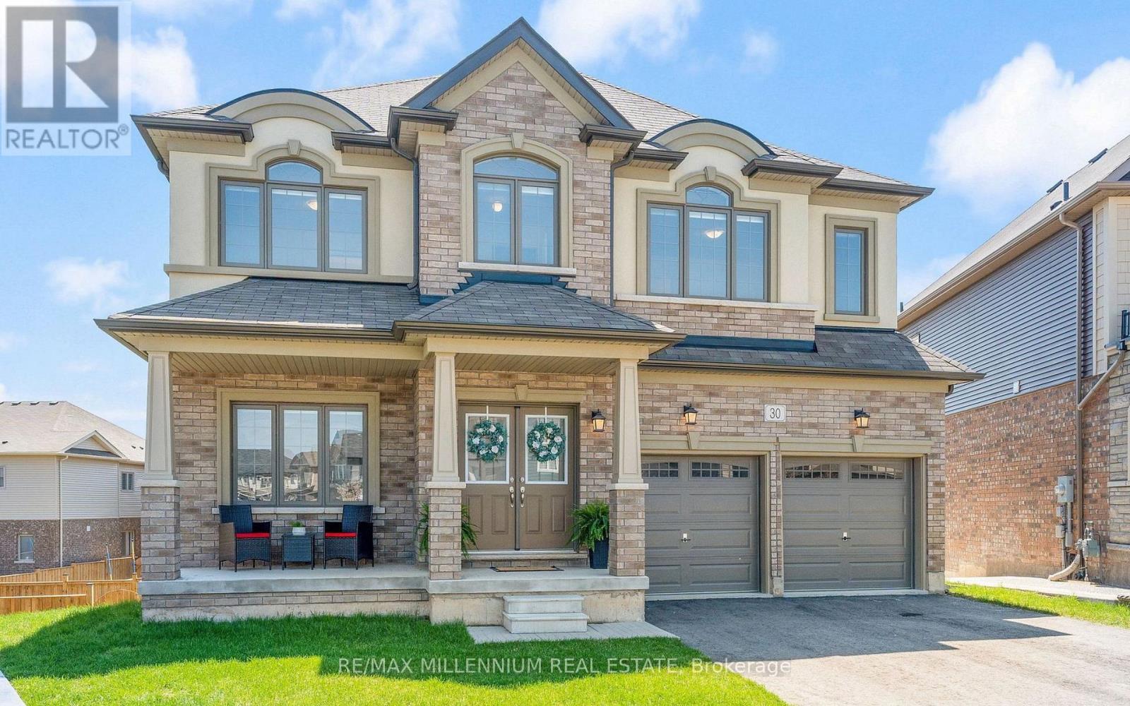 30 ROWLEY STREET, Brantford, Ontario