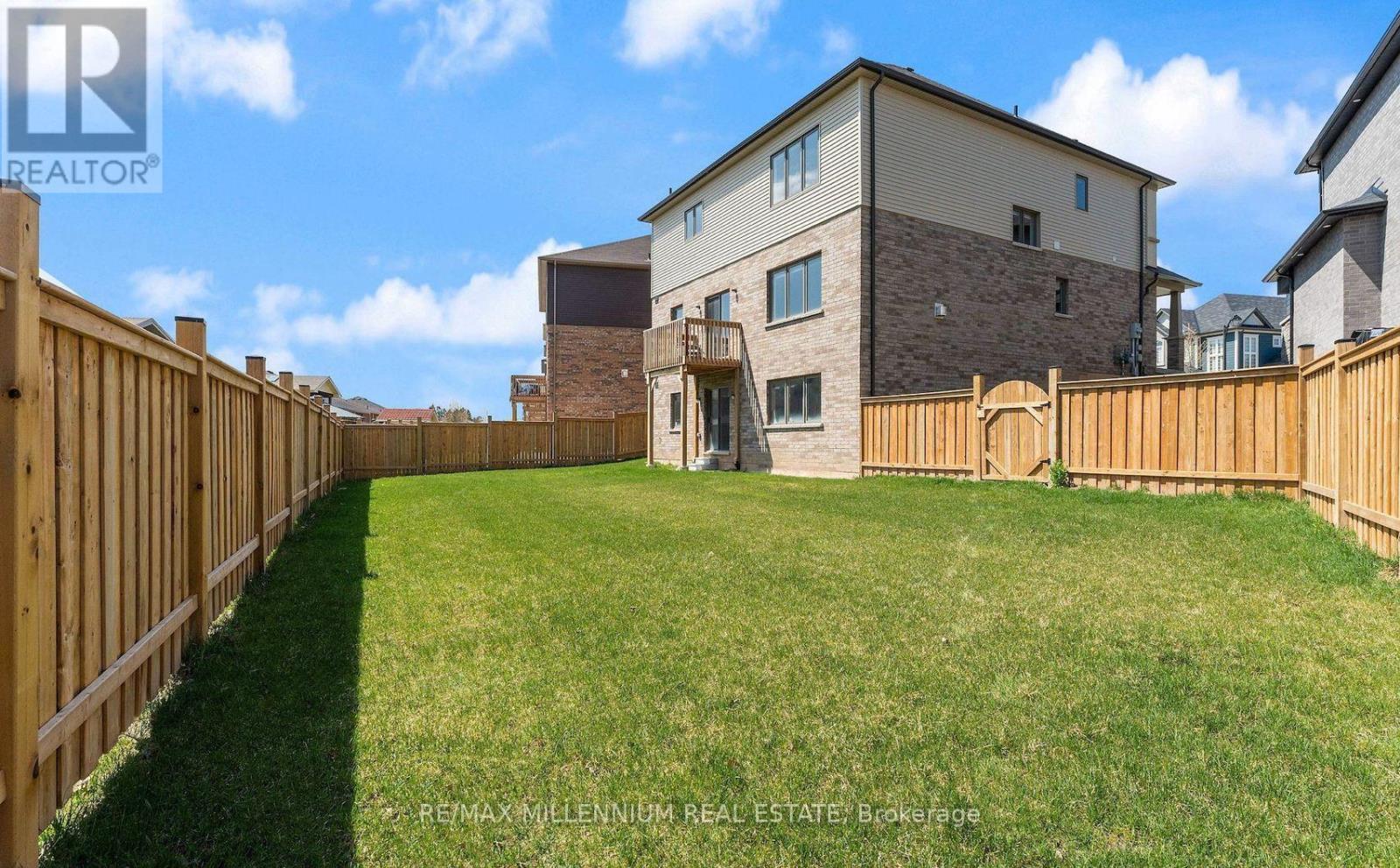 30 Rowley Street, Brantford, Ontario  N3S 0J6 - Photo 23 - X12409615