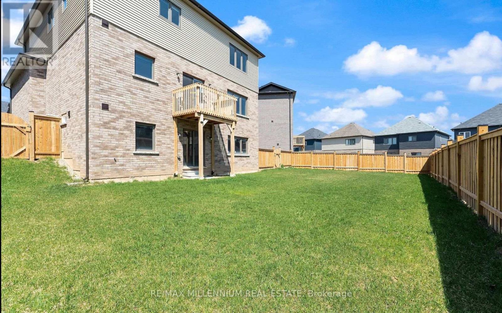 30 Rowley Street, Brantford, Ontario  N3S 0J6 - Photo 24 - X12409615
