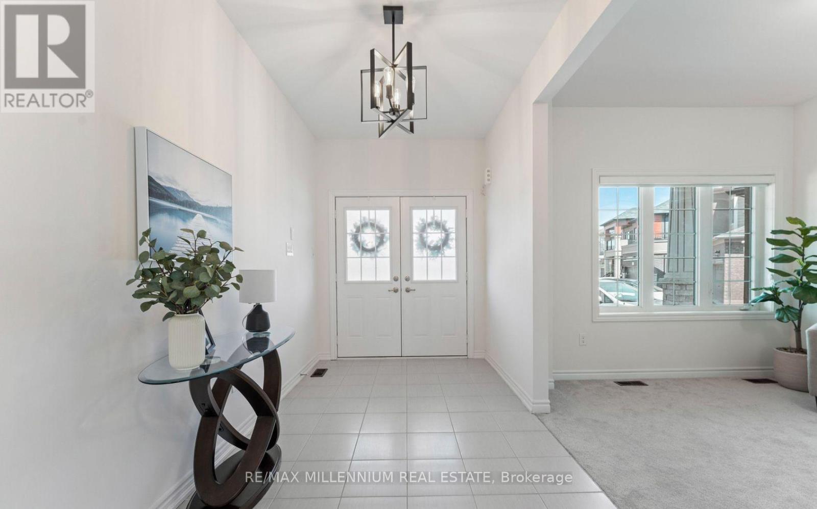 30 Rowley Street, Brantford, Ontario  N3S 0J6 - Photo 3 - X12409615