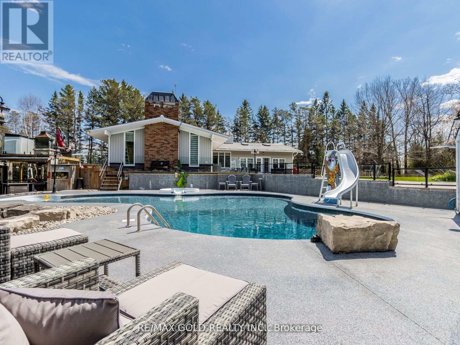 5947 Fourth Line, Erin, Ontario  N0B 1Z0 - Photo 30 - X12409629