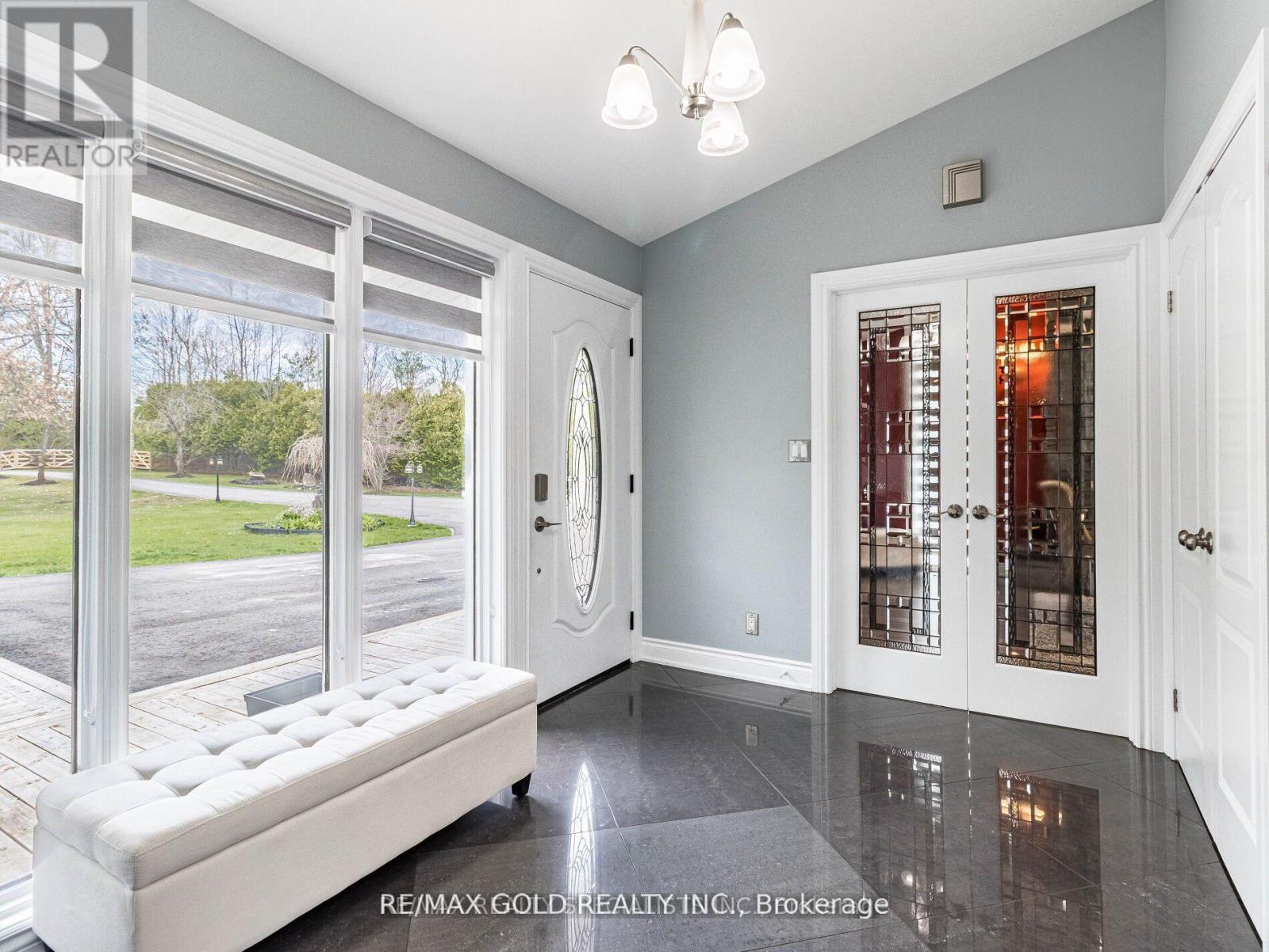 5947 Fourth Line, Erin, Ontario  N0B 1Z0 - Photo 6 - X12409629