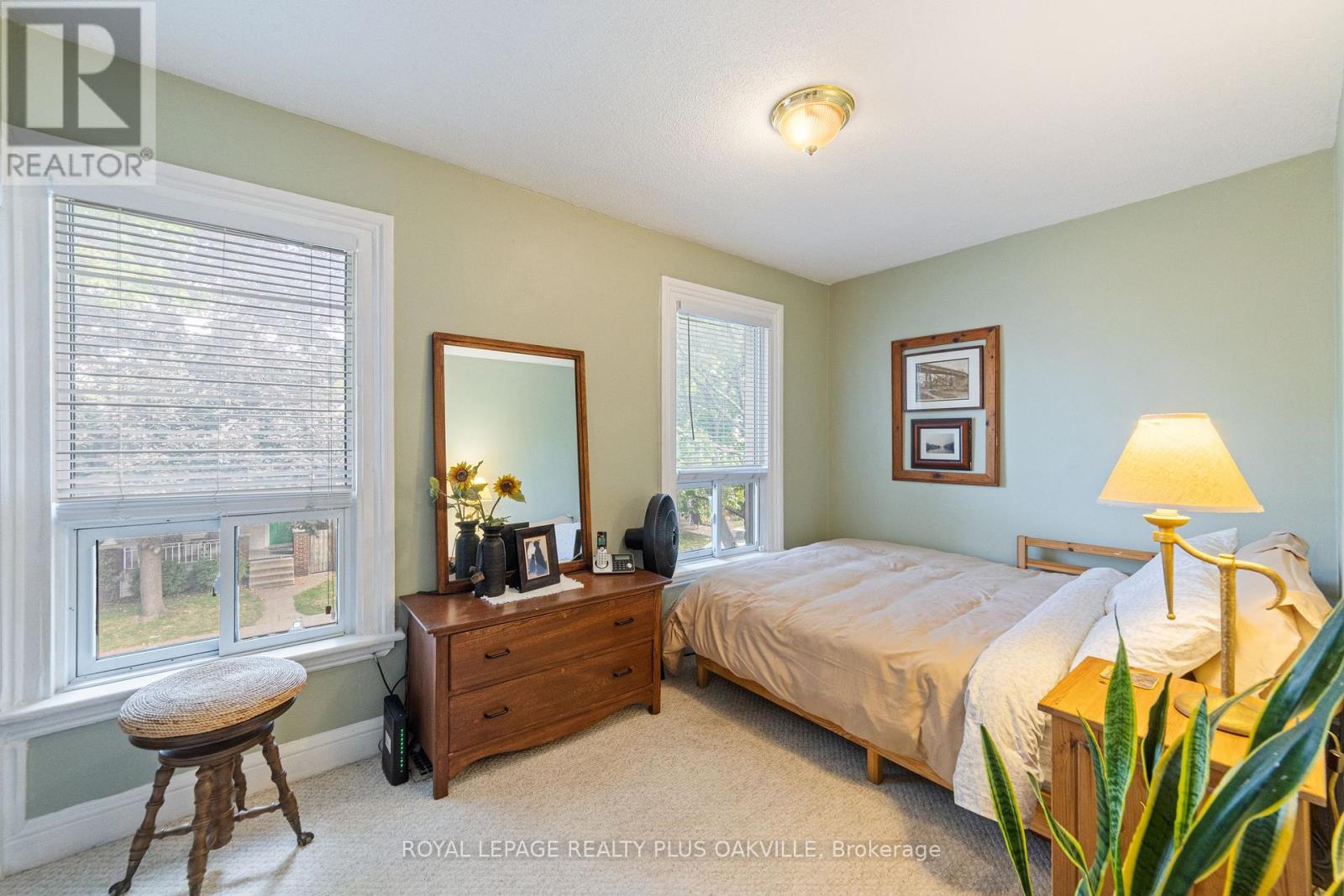 100 Case Street, Hamilton (Stripley), Ontario  L8L 3G9 - Photo 14 - X12409630