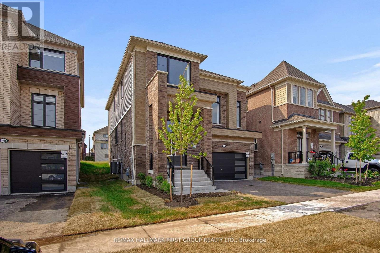1069 Trailsview Avenue, Cobourg, Ontario  K9A 4J5 - Photo 2 - X12409632