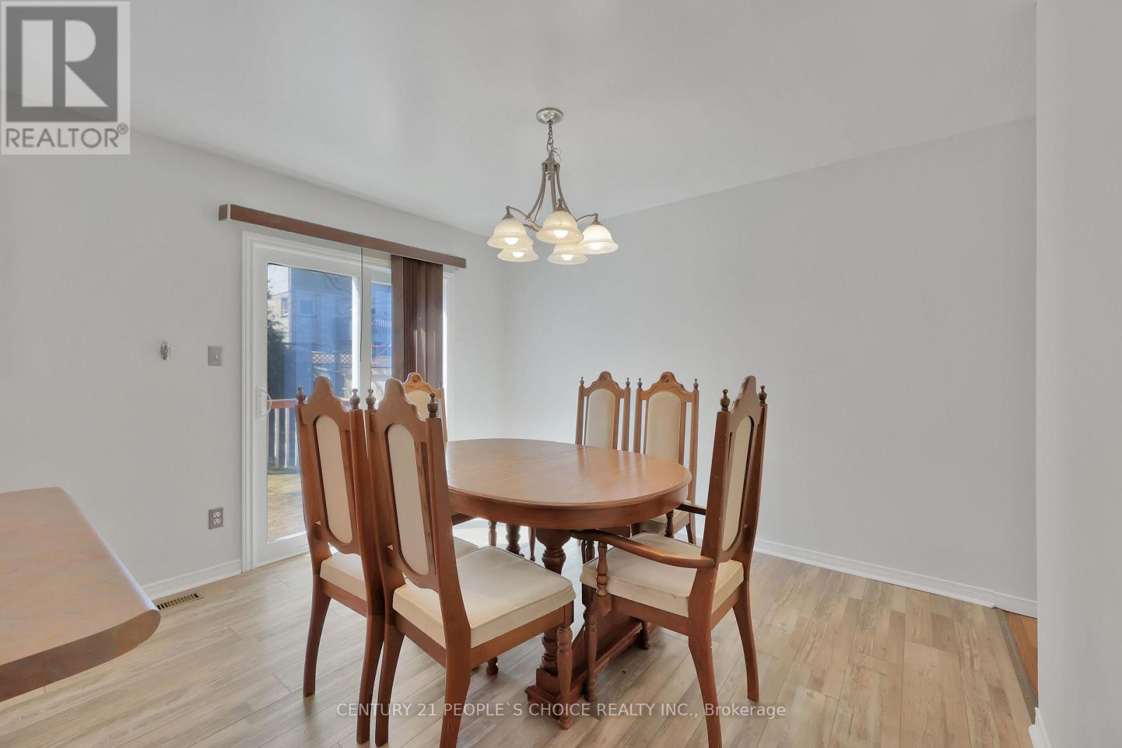 34 Phair Crescent, London South (South J), Ontario  N5Z 5B5 - Photo 21 - X12409681
