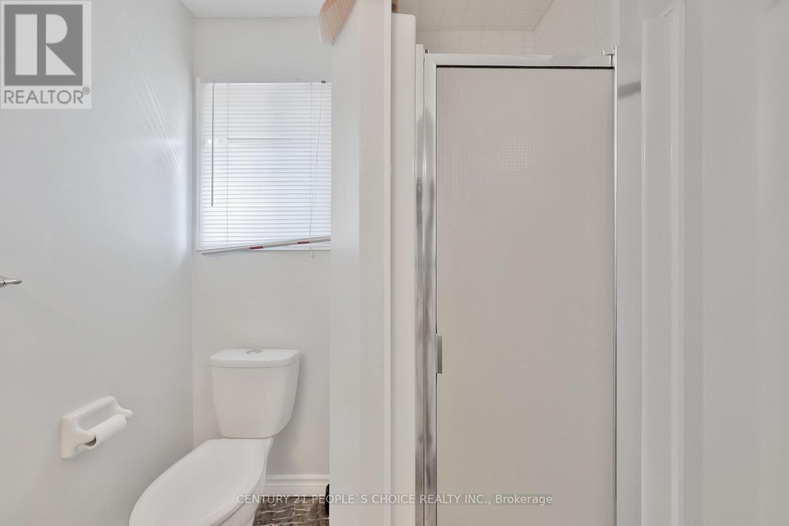 34 Phair Crescent, London South (South J), Ontario  N5Z 5B5 - Photo 33 - X12409681