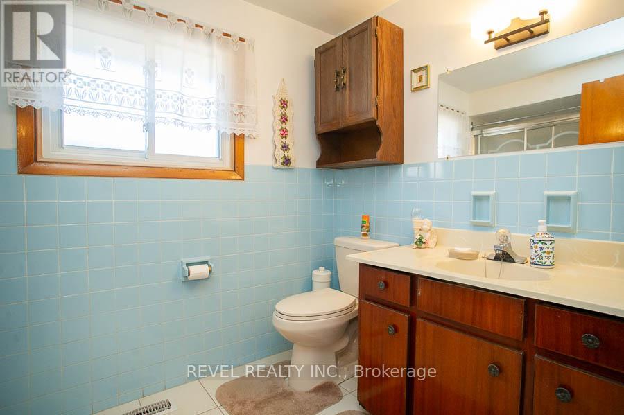 10 Linden Avenue, Brantford, Ontario  N3S 7E2 - Photo 17 - X12409712