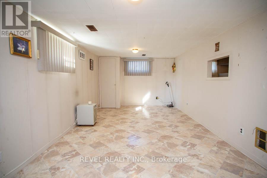 10 Linden Avenue, Brantford, Ontario  N3S 7E2 - Photo 19 - X12409712