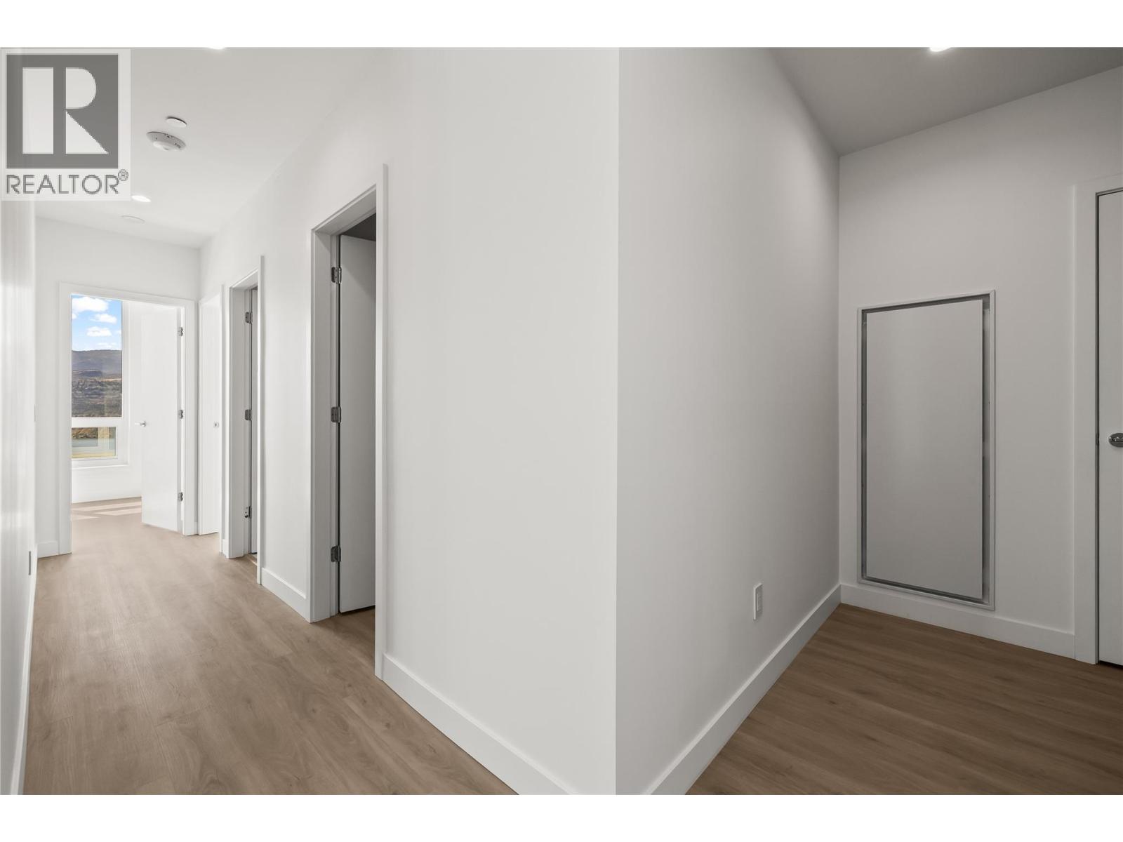 238 Leon Avenue Unit# 2107 Kelowna Photo 7