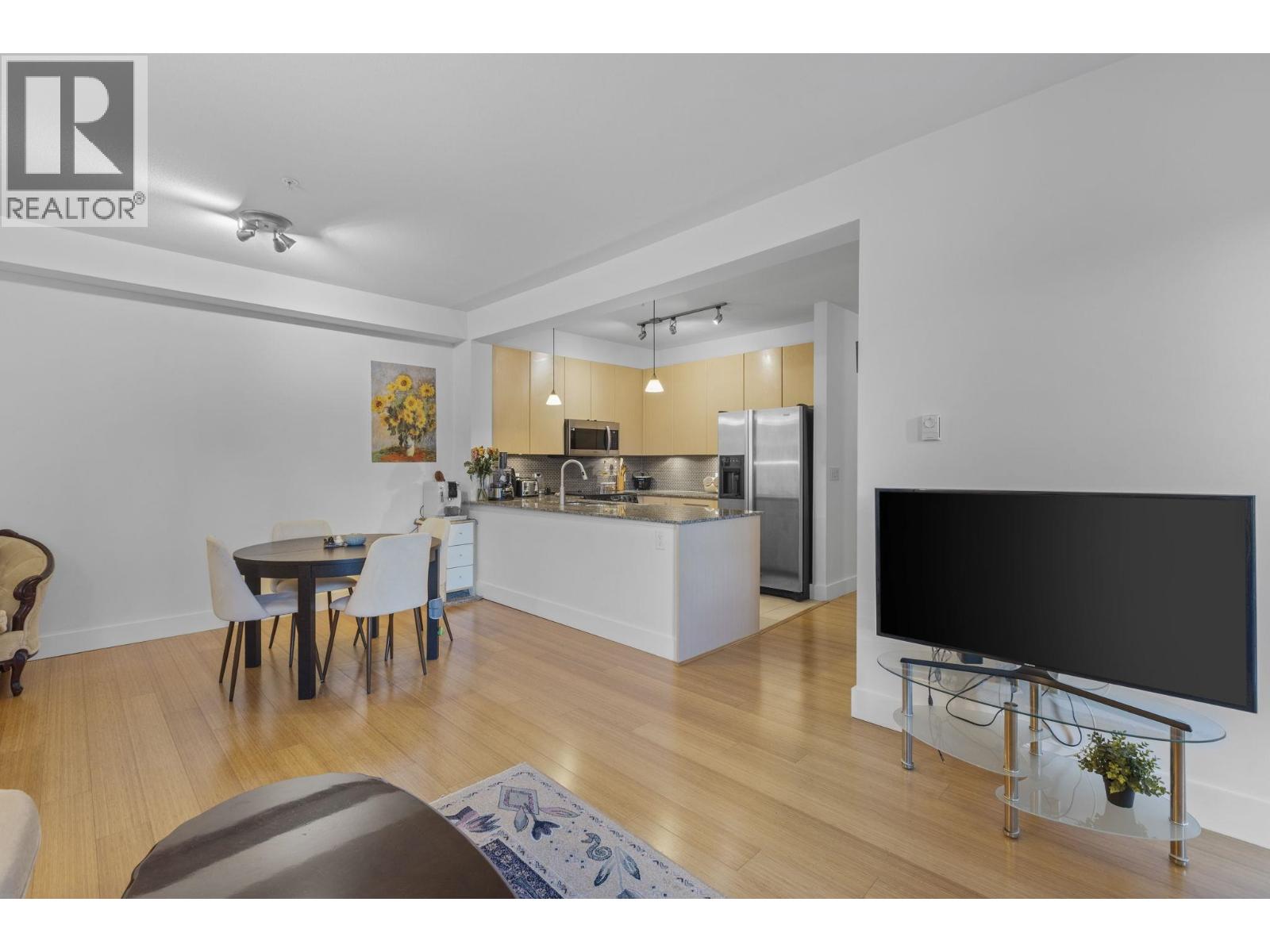 307 6268 Eagles Drive, Vancouver, British Columbia  V6T 0A2 - Photo 11 - R3049002