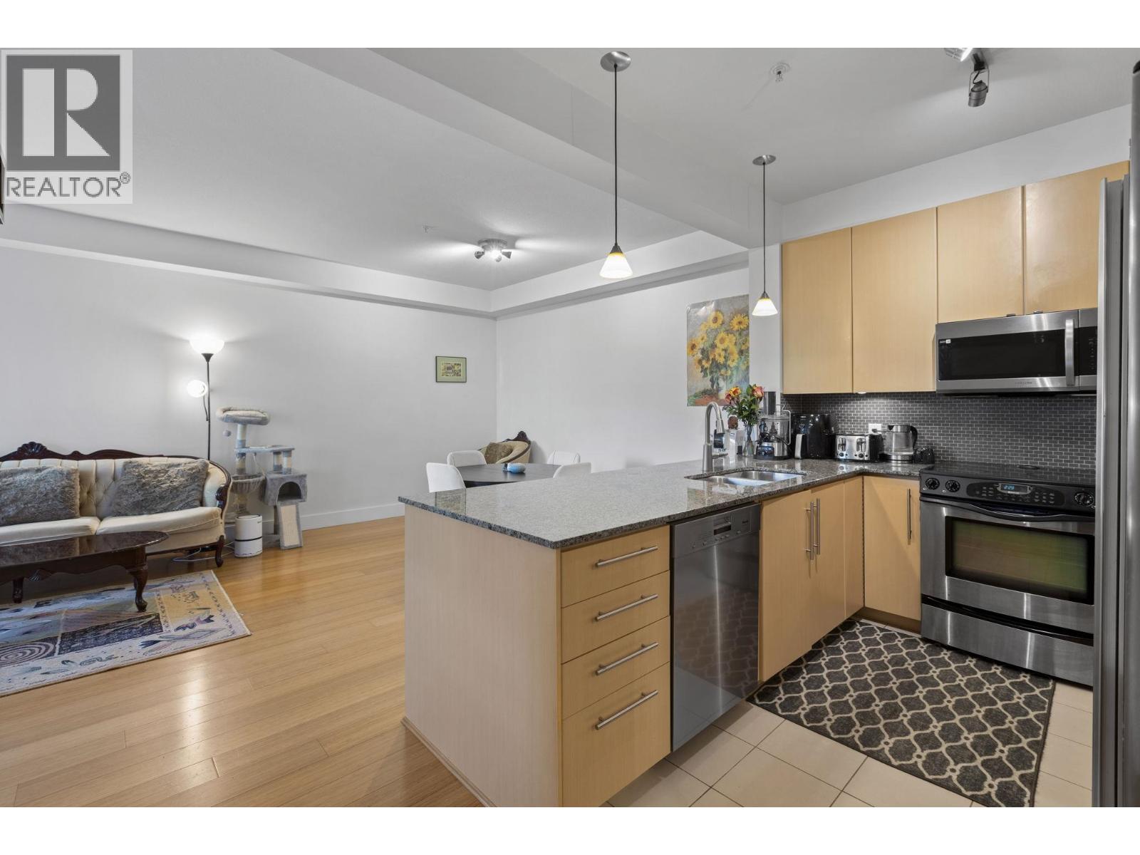 307 6268 Eagles Drive, Vancouver, British Columbia  V6T 0A2 - Photo 14 - R3049002