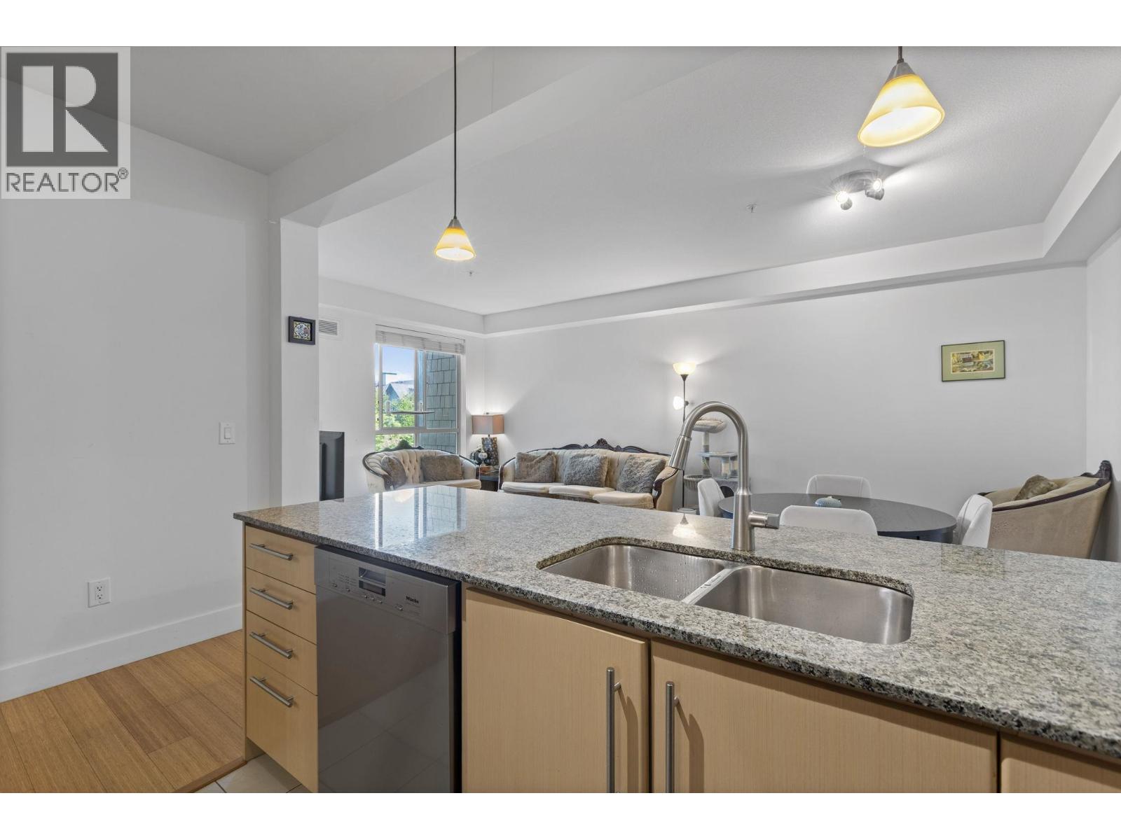 307 6268 Eagles Drive, Vancouver, British Columbia  V6T 0A2 - Photo 17 - R3049002